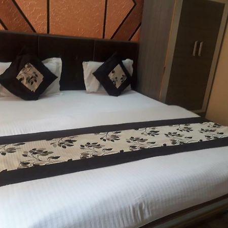 Neelam Palace Hotel Аджмер Екстериор снимка