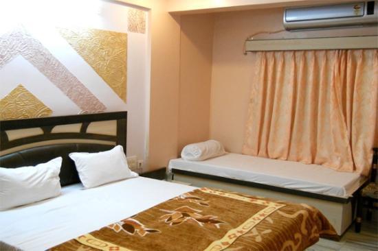 Neelam Palace Hotel Аджмер Екстериор снимка