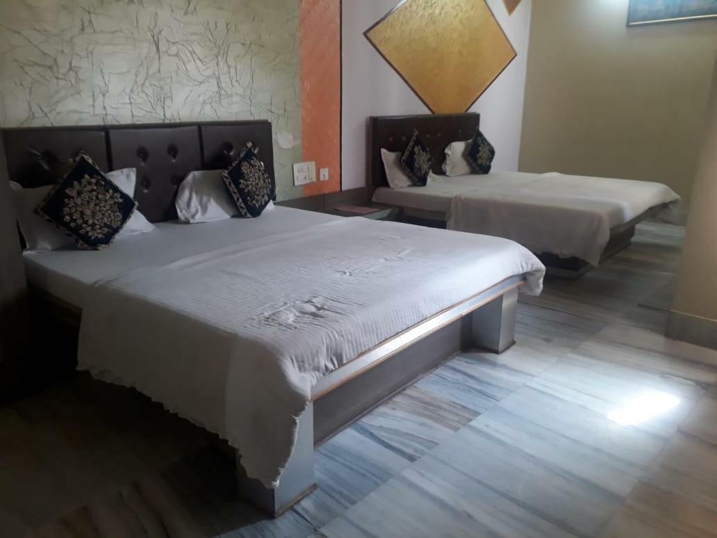 Neelam Palace Hotel Аджмер Екстериор снимка